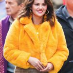 Selena Gomez Only Murders in the Building S04 Yellow Jacket